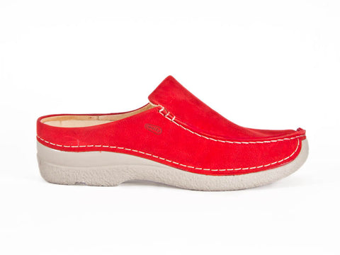 Wolky seamy slide red leather mule