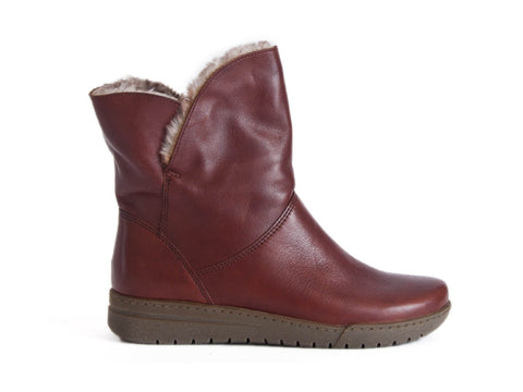 * Closing down sale 50% off Ara turndown option warm lining soft tan leather boot