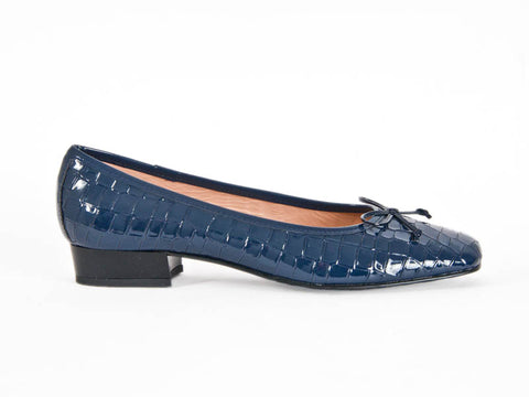 Riva moc croc navy blue patent leather pump