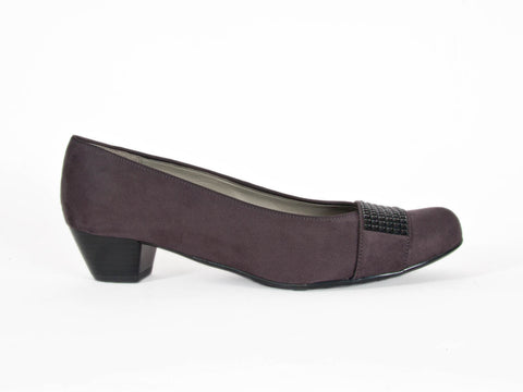Clearance 50% off Ara court with trim