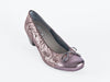 * Closing down sale 50% off Court with bow contrast toe