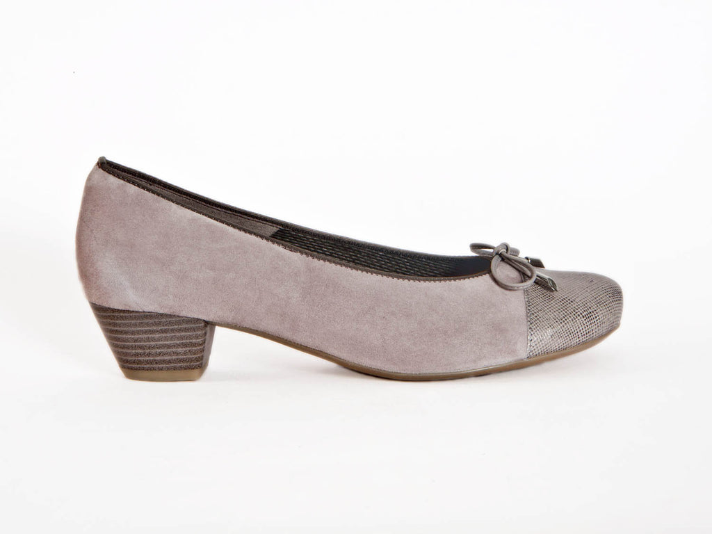 Ara suede with patent leather toe court