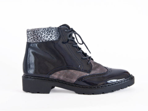 Ara patent black leather boot with zip